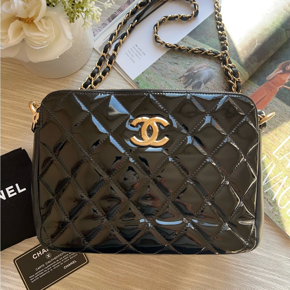 Chanel Zip Patent Leather Camera Bag Black